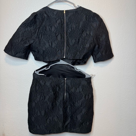 Lulus Romantic Reunion Black Jacquard Cutout Mini Dress Size Large - Picture 4 of 9